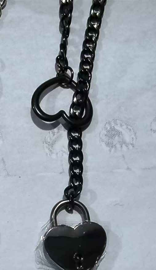 Love Lock Black