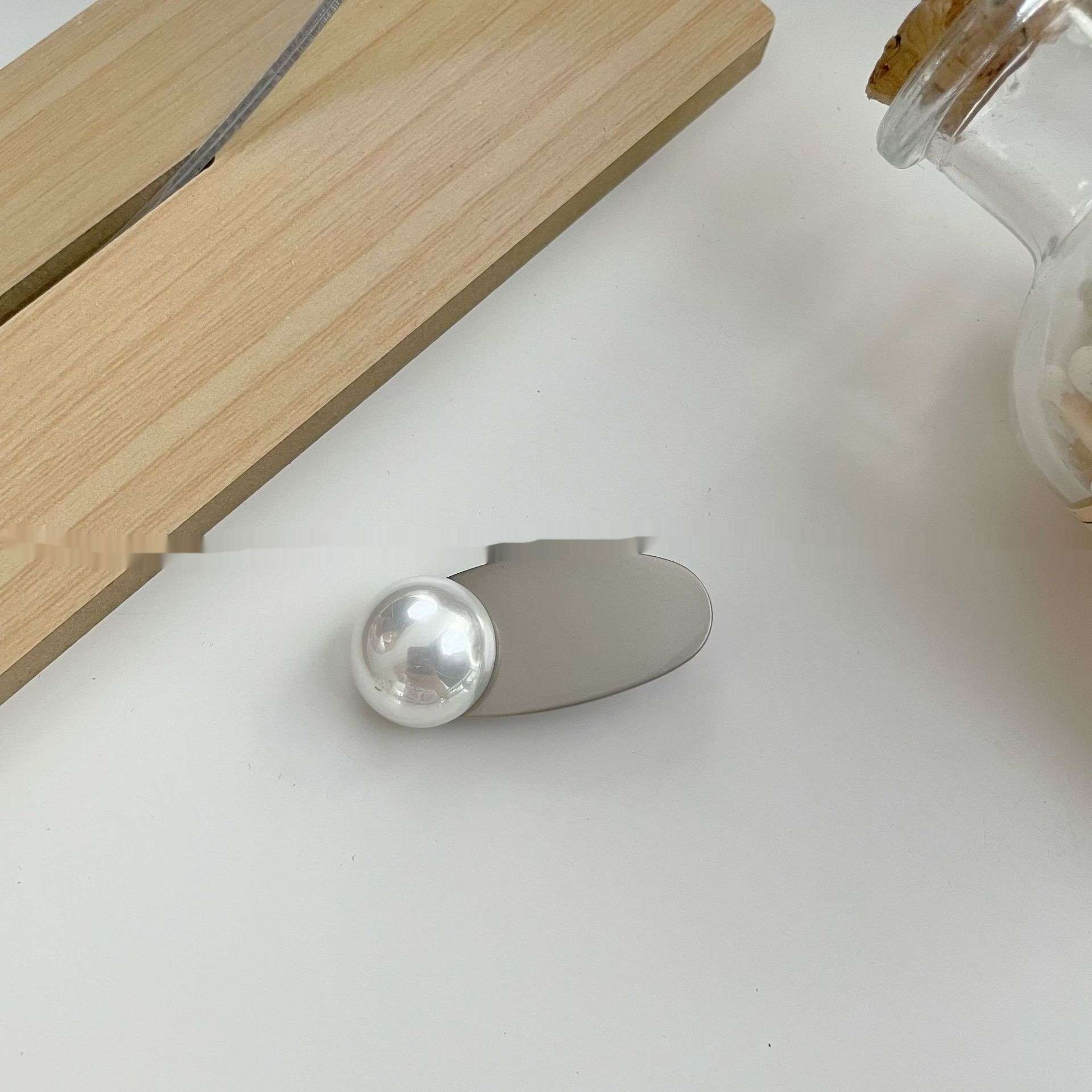 Matt Silver Pearl
