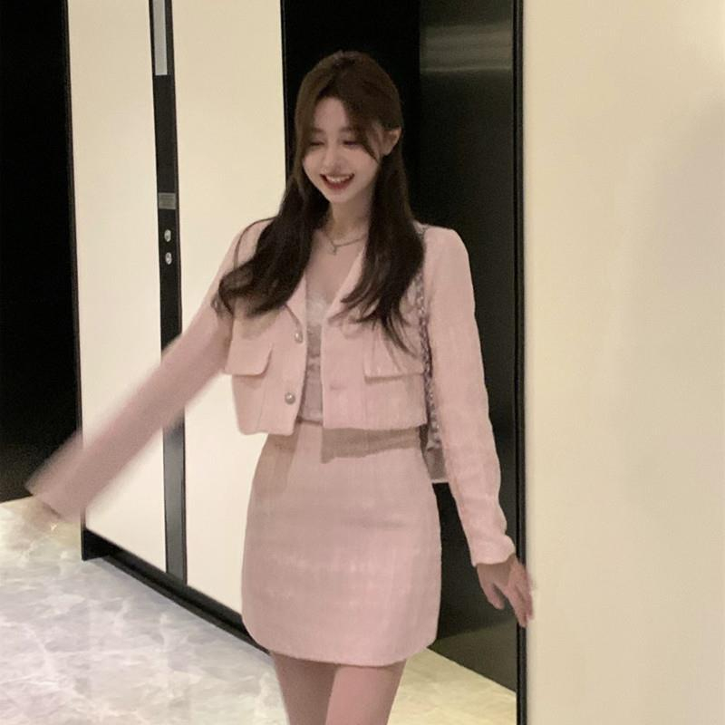 长袖西装女士短外套高腰半裙两件套