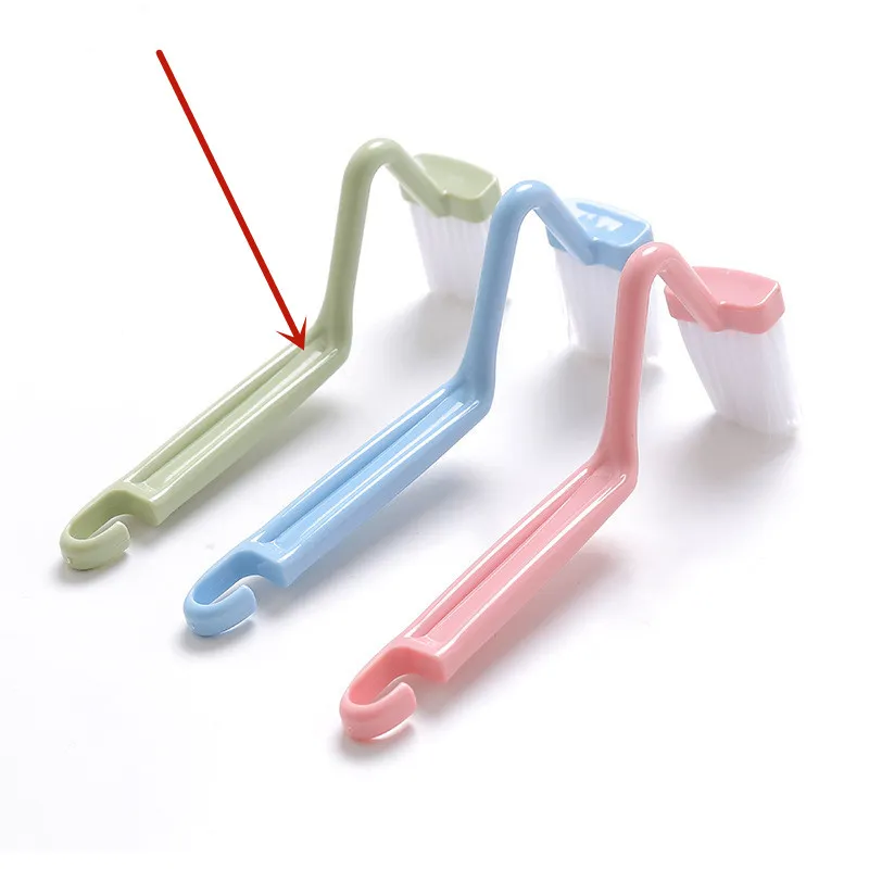 Curved Toilet Brush Gap Cleaning Tool Bathroom Accessory Long Handle Wall Mounted Toilet Soft Bristle Brush Plastic Durable - Green