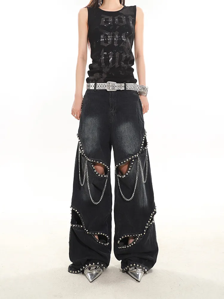 Heavy Industry Metal Rivet Chain Hollow-out Design Jeans - Gray