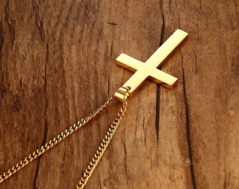 Gold Pendant Necklace