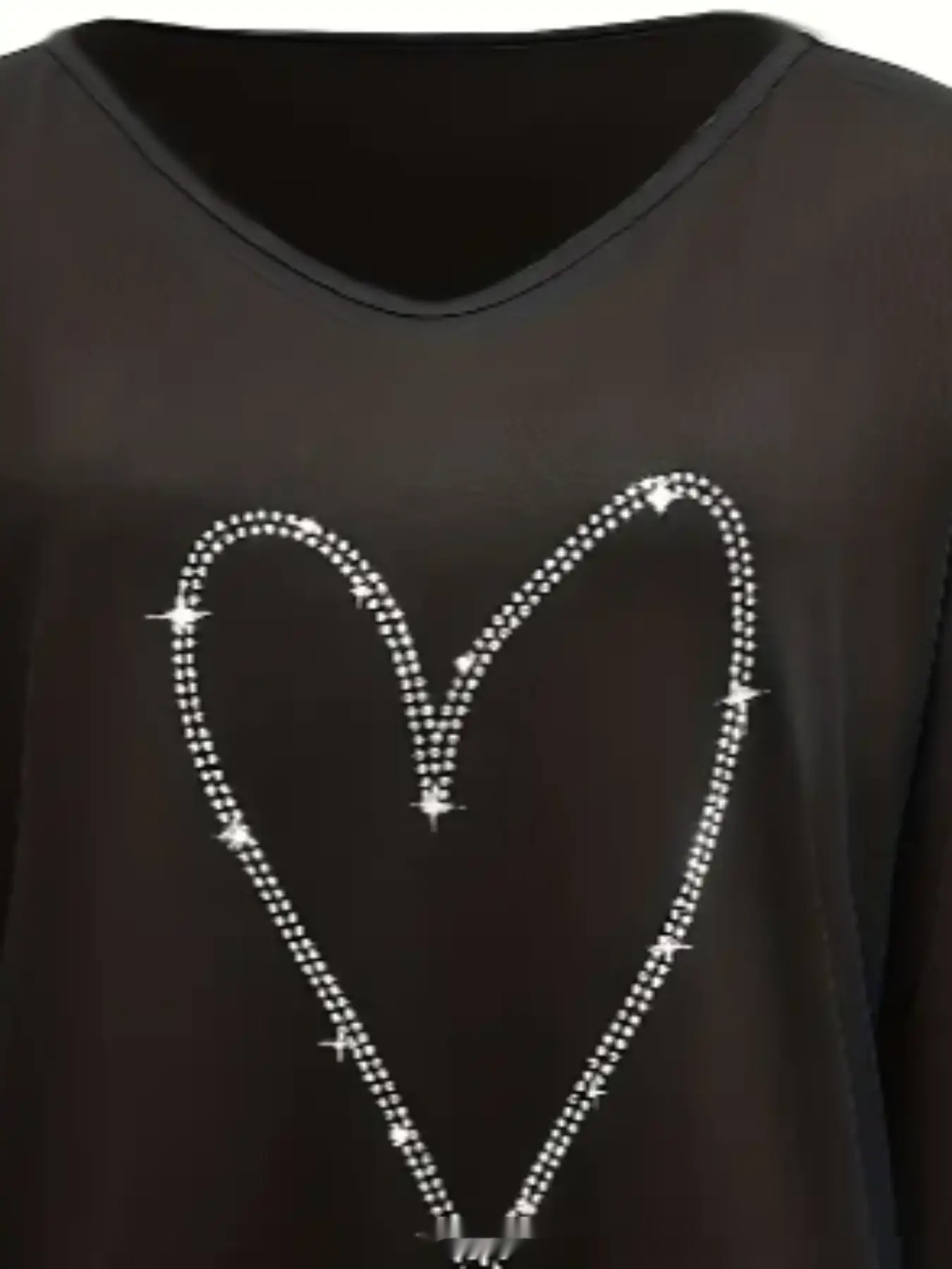 Women's Rhinestone Heart-shaped V-neck Straight Casual Long-sleeved Top