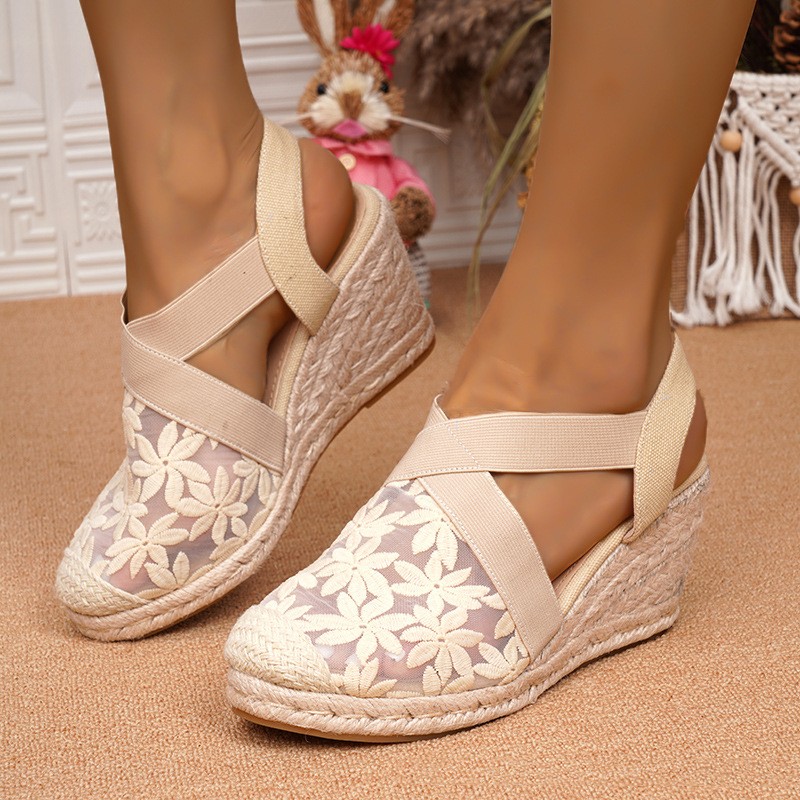 Title 3, Wedge Straw Mesh Embroidered Retro Women