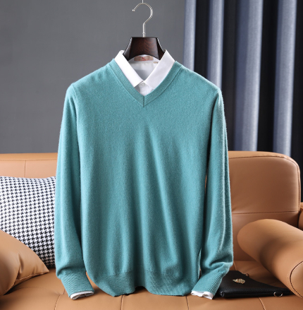 Vneck antique green