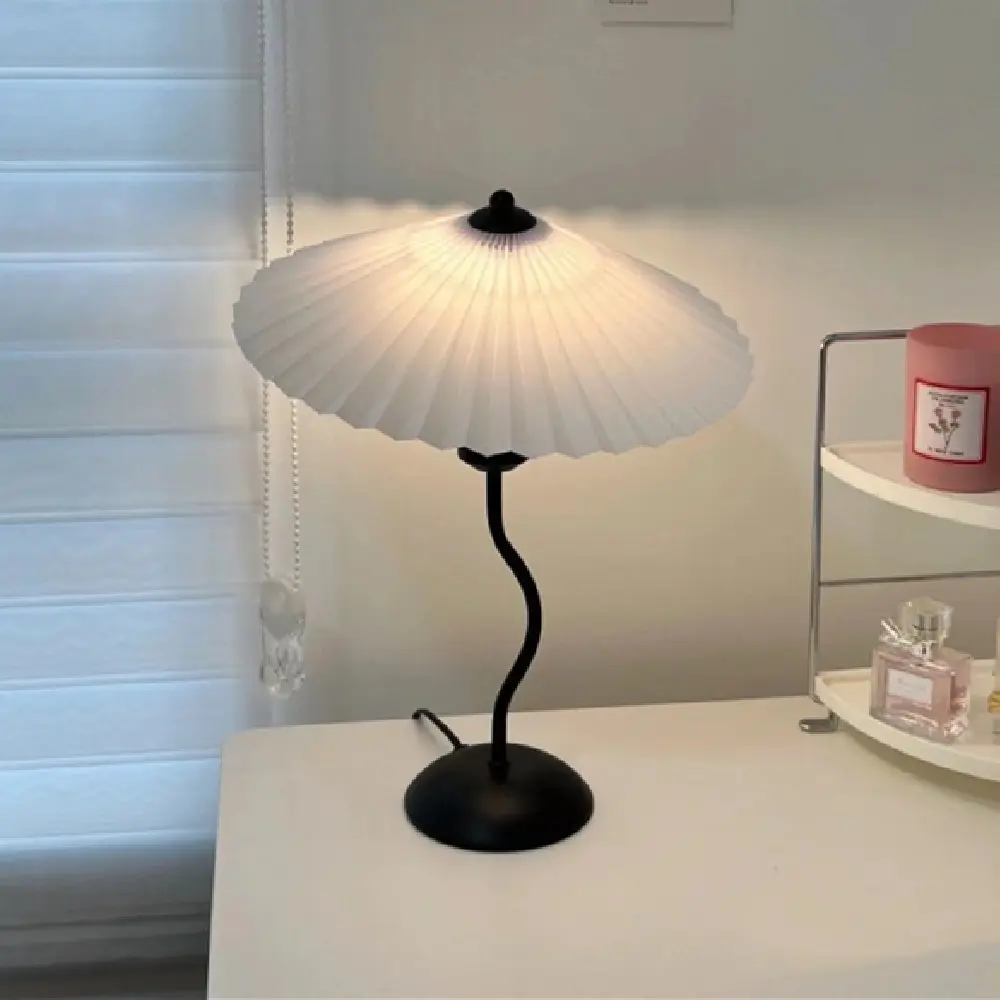 Vintage High-value Bedside Lamp
