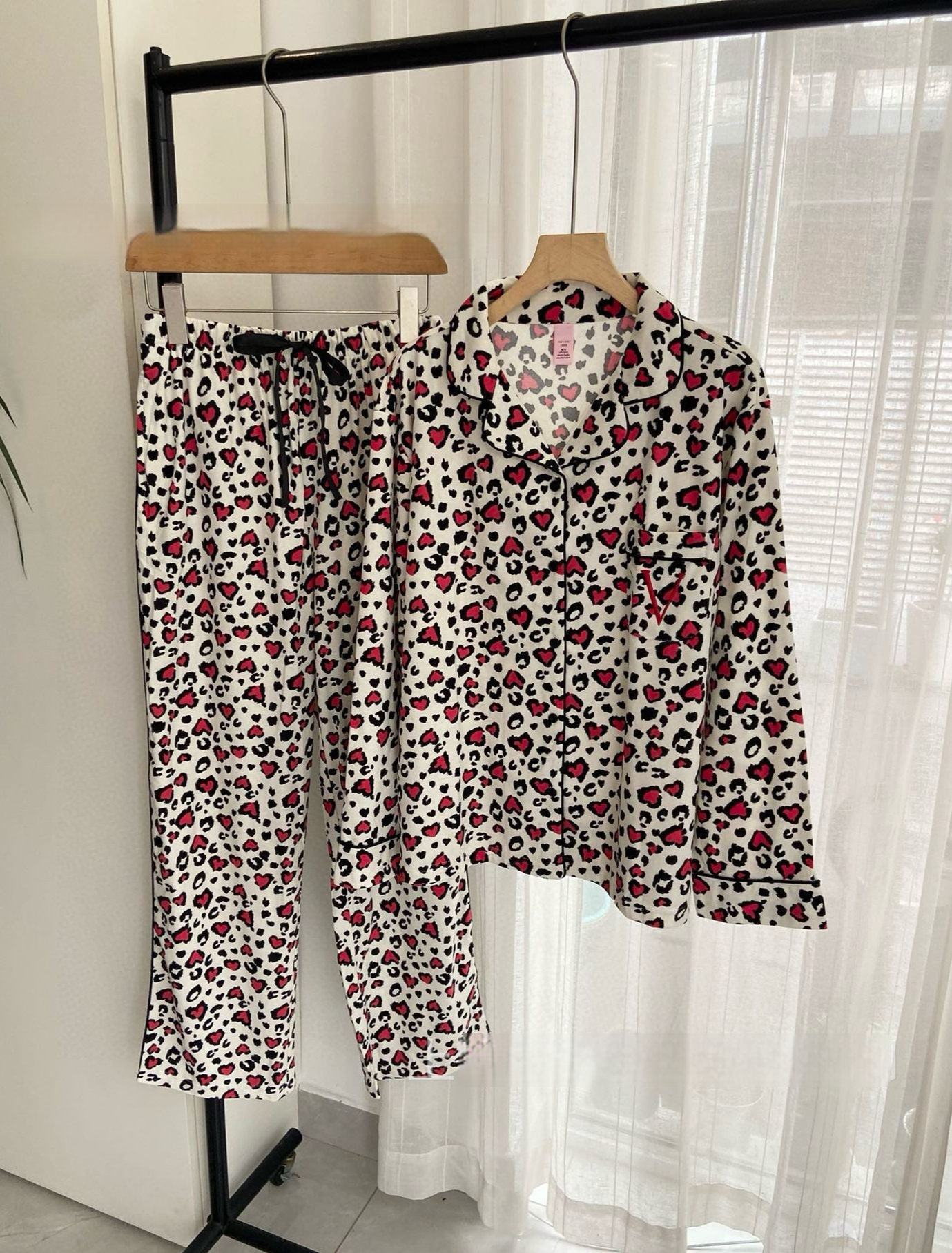 Soft And Comfortable Women's Home Pajamas Suit