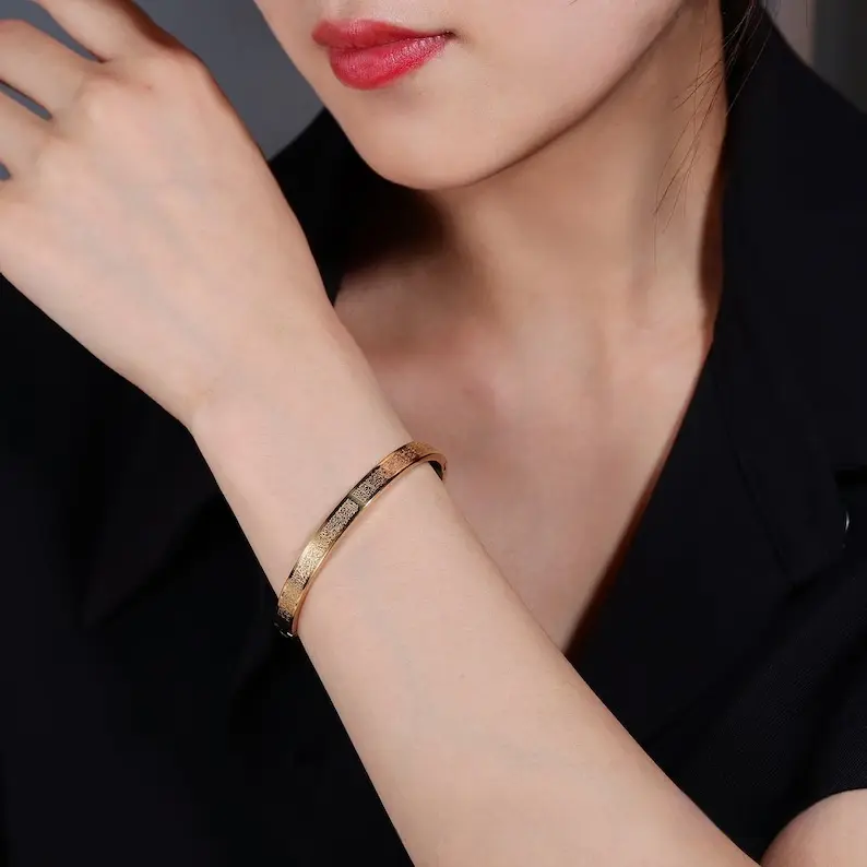 Titanium Steel Creative High-grade Non-fading Men's And Women's Bracelets