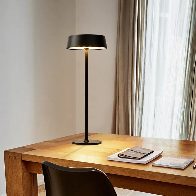 High Foot Metal Mushroom Lamp Cafe Atmosphere