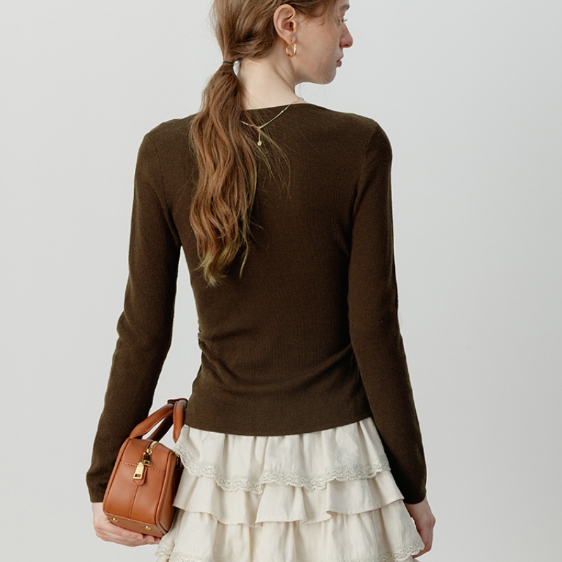 Retro Cross Design Knitwear With Flower Top