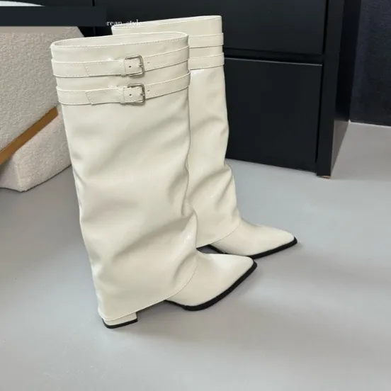 Niche Pointed Toe Chunky Heel Belt Buckle Below The Knee Long Canister Boots - Apricot