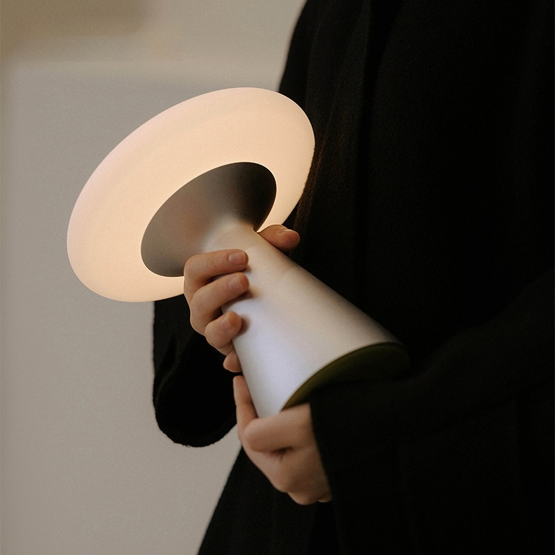 Chinese Style Small Moon Table Lamp Bedroom Bedside Lamp In The Living Room