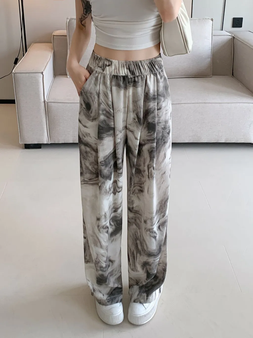 Women's Chinese-style Ink Painting Wide-leg Pants - Ink Black And White