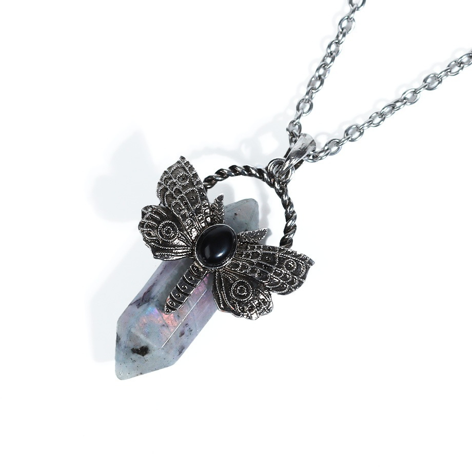 Retro Personalized Natural Stone Crystal Hexagon Prism Pendant Necklace