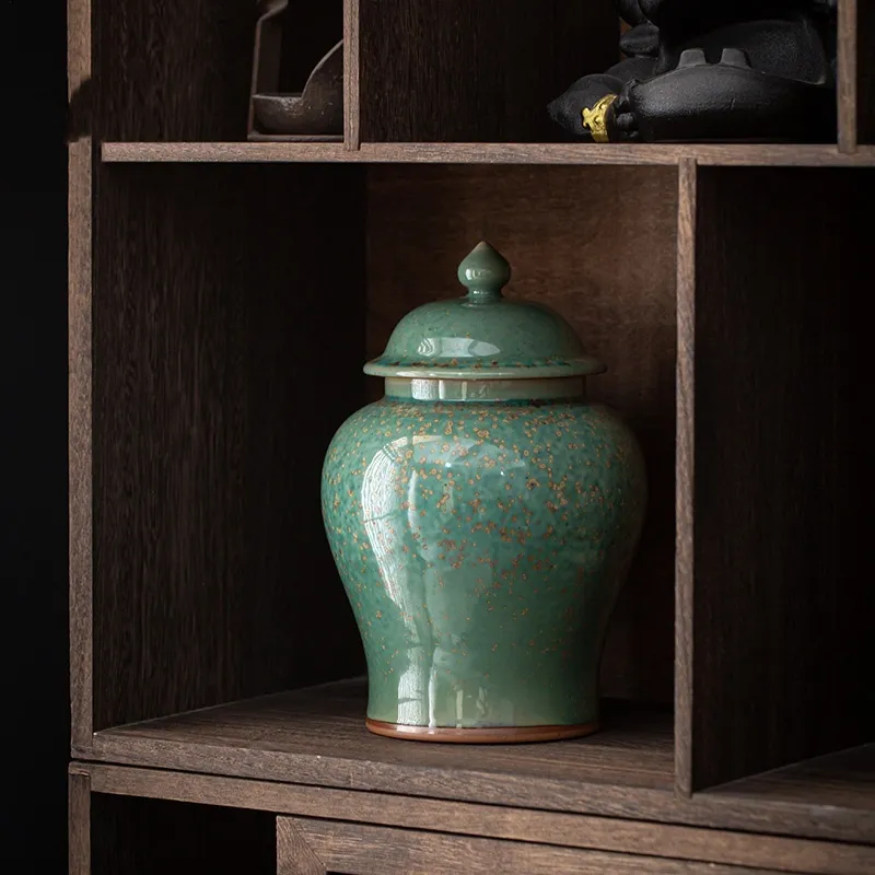 Kiln Baked Retro Temple Jar Chinese Tea Pot