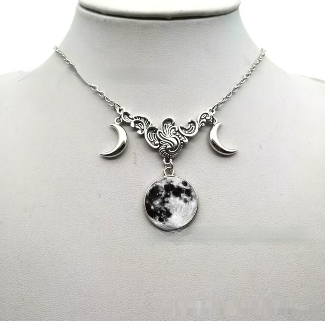 New Silver Necklace Full Moon And Small Crescent Pendant