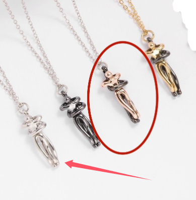 Couple Hug Necklace Romantic Men And Women
