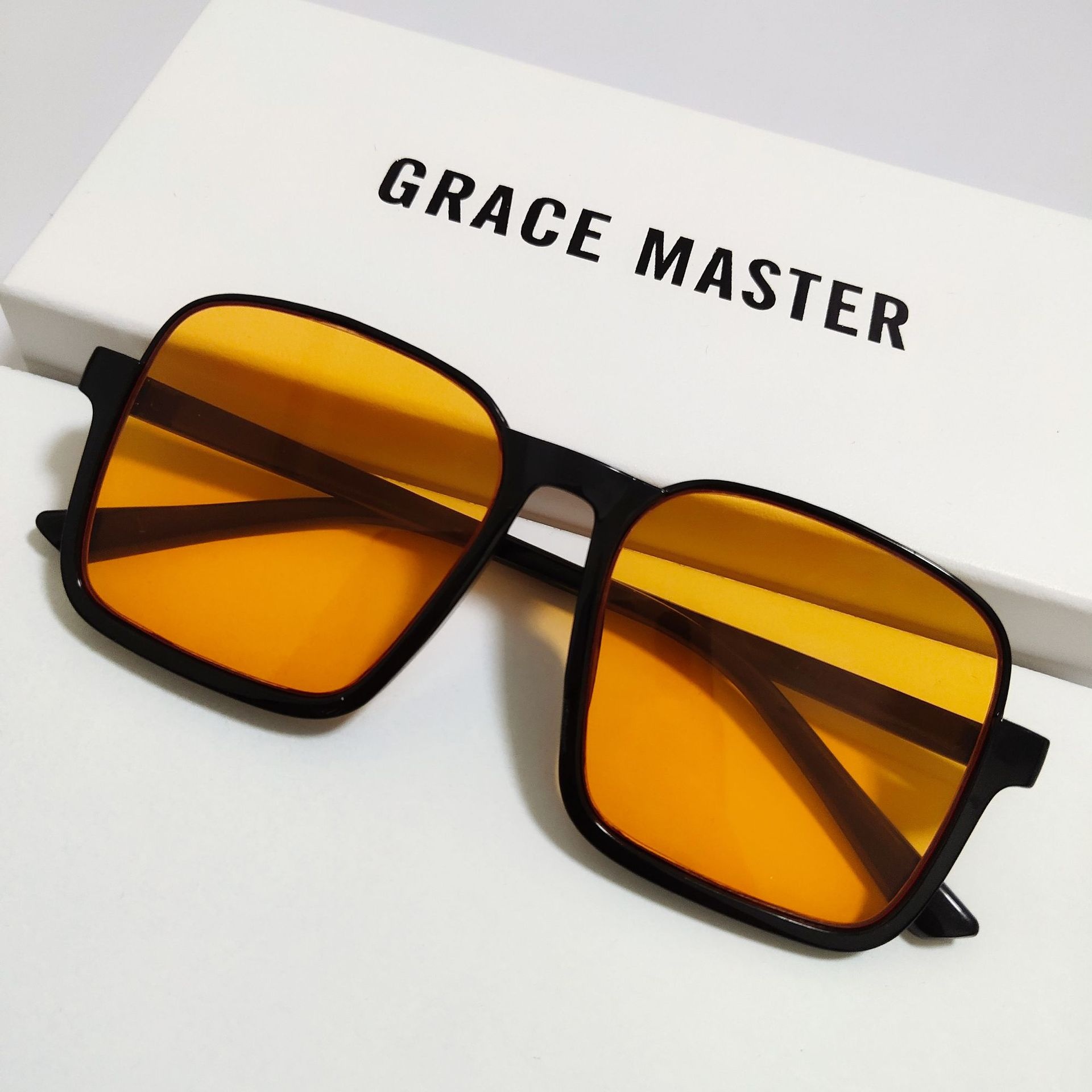 Women's Retro Simple Square Semi-rimless Sunglasses - Image 5