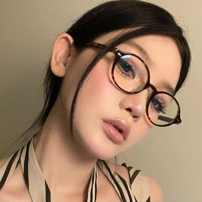 Women's Fashion Retro Literary Plain Glasses - Image 11