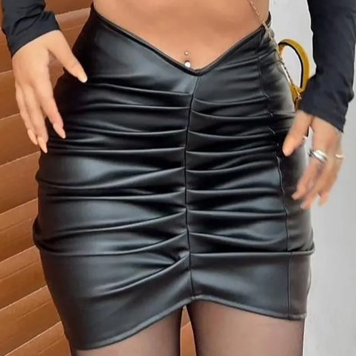European And American Style Fashion Temperament Pure Color Pleated PU Sheath Skirt - Black