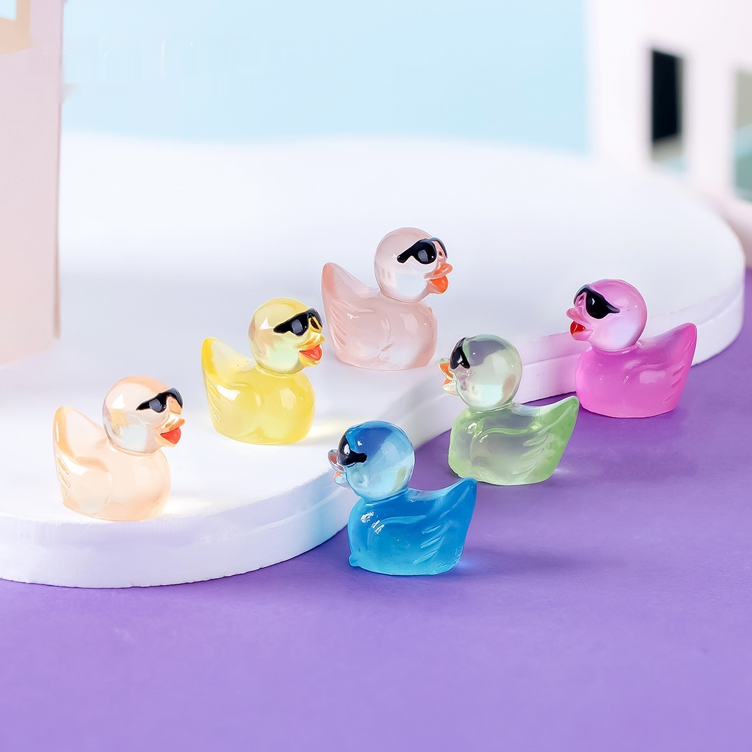 Micro Landscape Creative Fluorescent Luminous Sunglasses Little Yellow Duck Doll