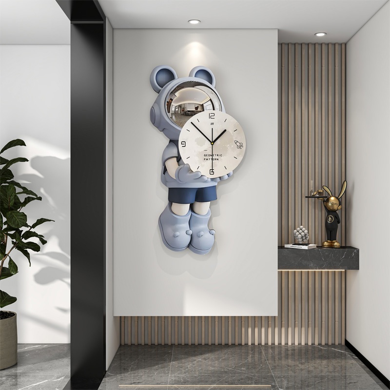Astronaut Wall Clock, picture 2 of 8