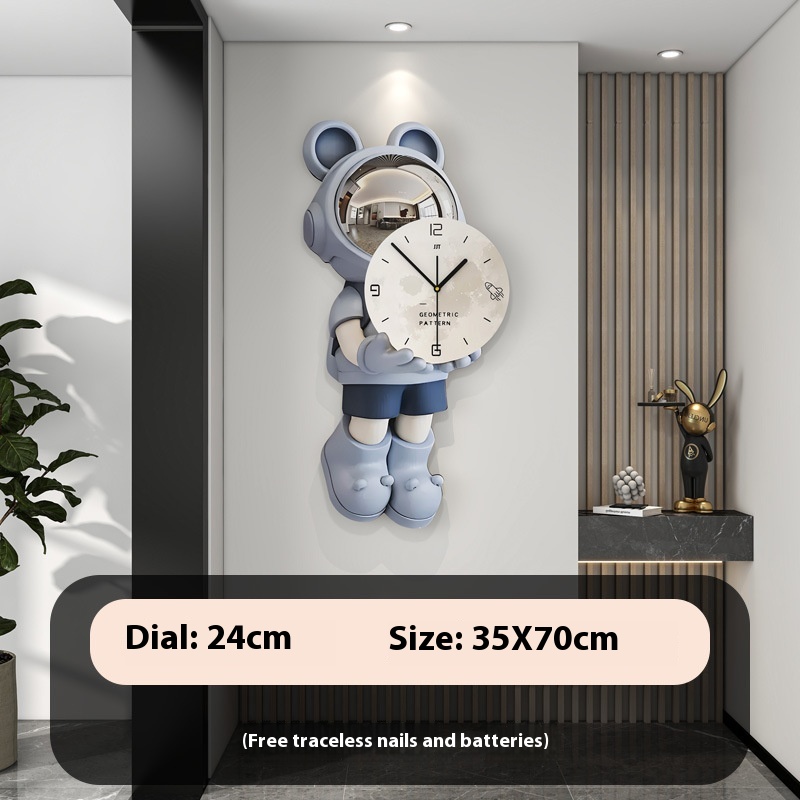 Astronaut Wall Clock, picture 4 of 8