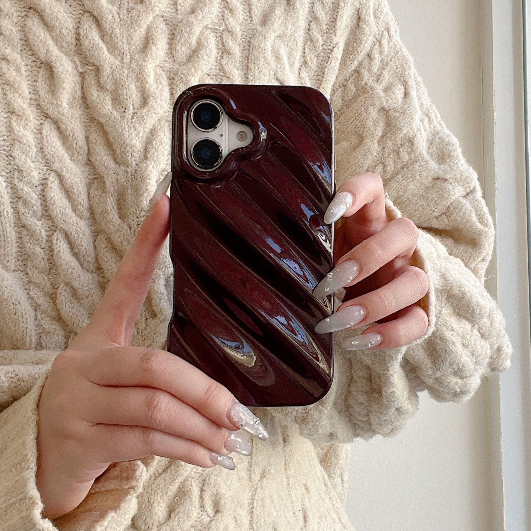Solid Color Three-dimensional Water Ripple Phone Case
