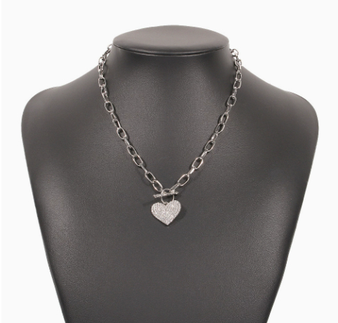 Women's Round Heart Shape With Diamond Necklace