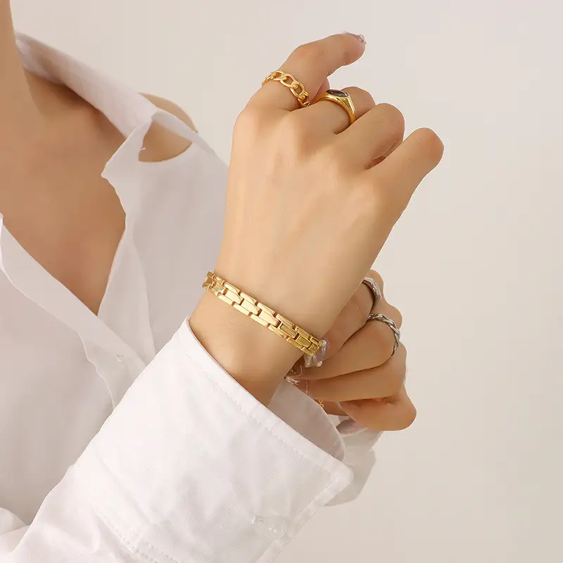 Women's Solid Color Titanium Steel Strap Bracelet