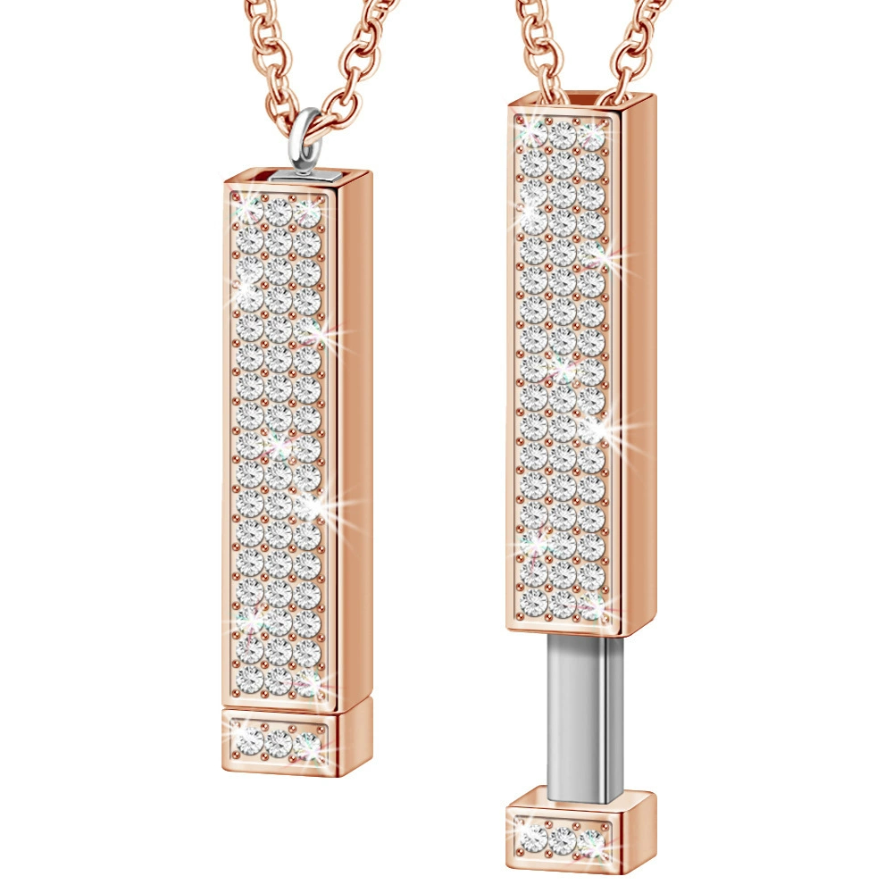 Copper Inlaid Diamond Telescopic Three-dimensional Bar Engraved Necklace