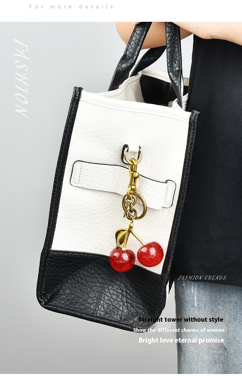 Cherry Keychain 59b715b6-5625-457d-bca0-8ce0ccf4aa40_trans