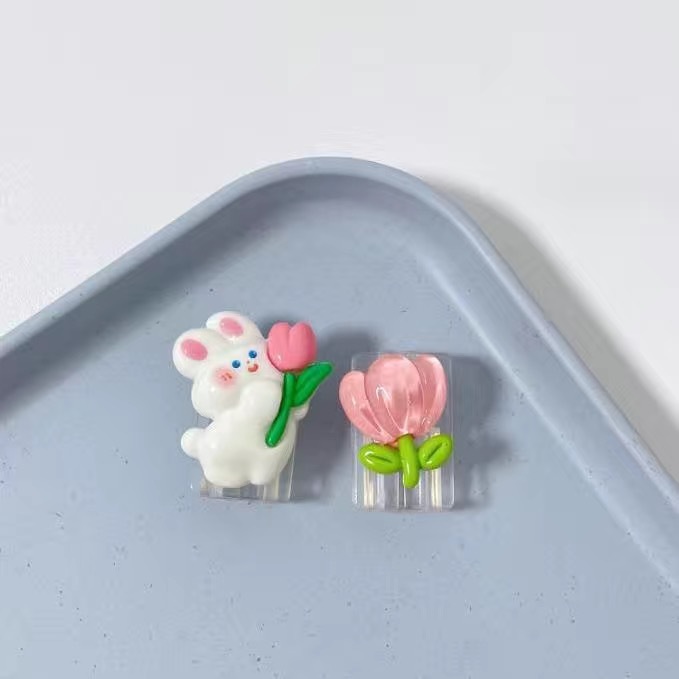 Red Flower Rabbit Style