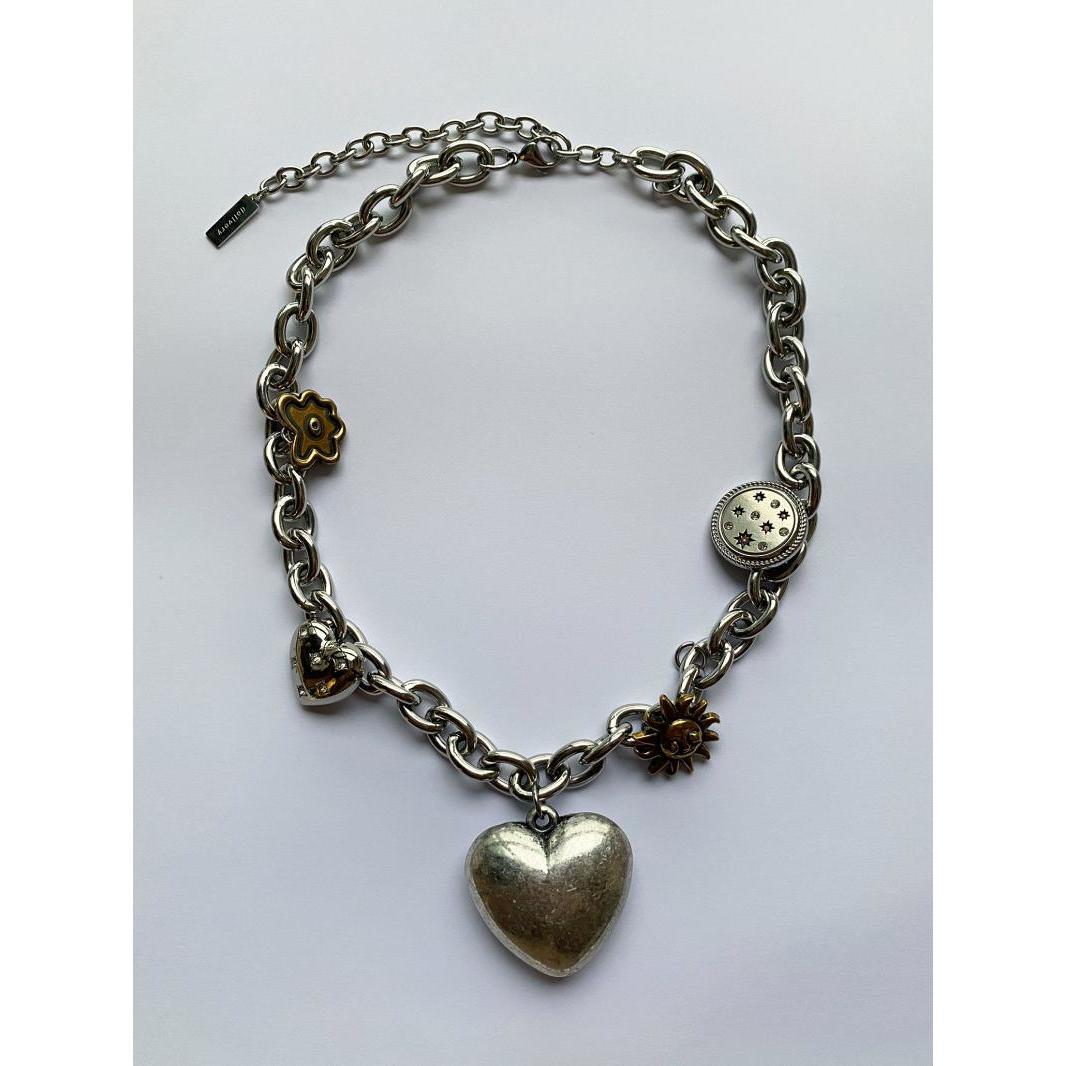 Thick Chain Distressed Big Heart Metal Pendant Necklace