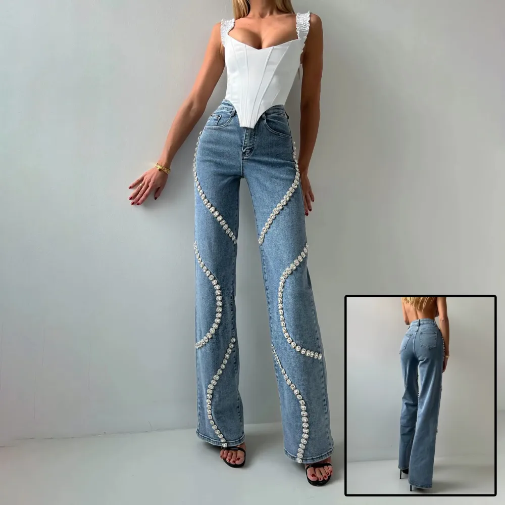 Loose Straight Leg Jeans and Fashionable Casual Pants
