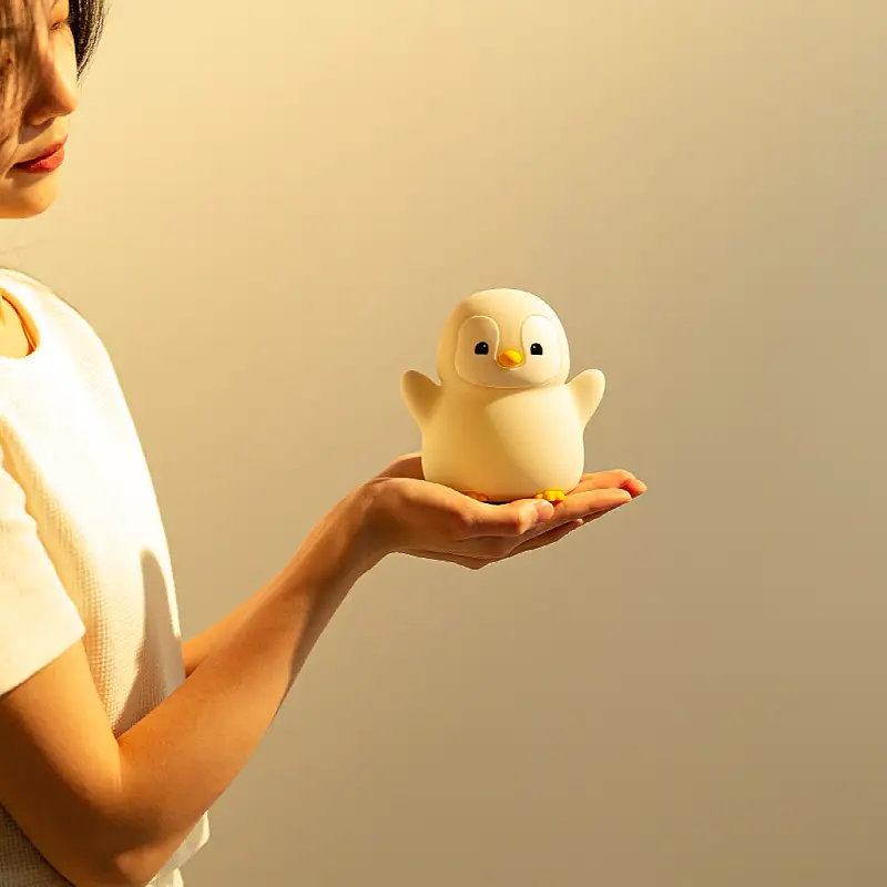 Pat USB Rechargeable Atmosphere Penguin Baby Night Light