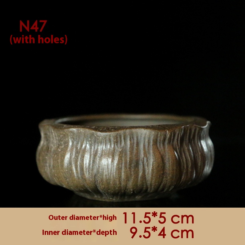 N47 Pumpkin Pot With Holes