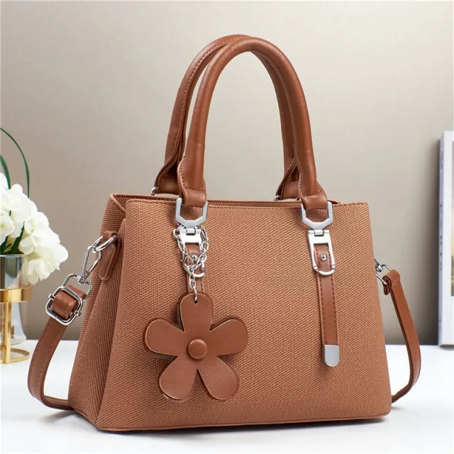 Personalized Western Style Large Capacity Exquisite Accessories Shoulder Messenger Bag Yellow - Shop at LoveMi