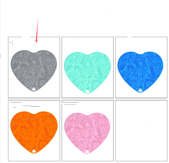 Licking pad heart