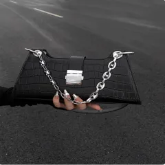 Small Niche Design, High-end And Western-style One Shoulder Baguette Bag For Women - Black - View 1