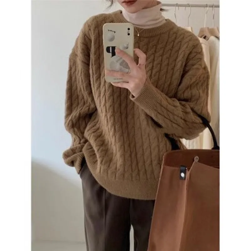 Round Neck Pullover Cable-knit Sweater Women - Brown