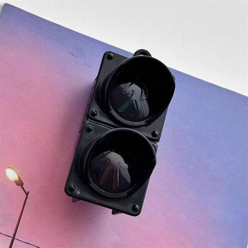 Fashion Personality New Creative Glow Traffic Lights
