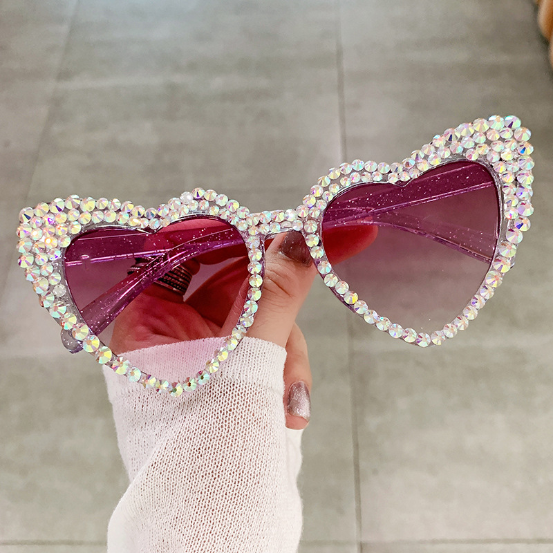 Female Cute Cat Eye Heart-shaped Sun Glasses - Image 11