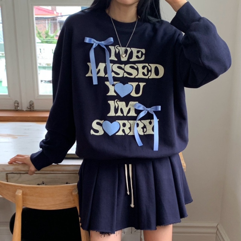 Sweet Bow Letter Printed Crew Neck Sweatshirt Skirt Suit