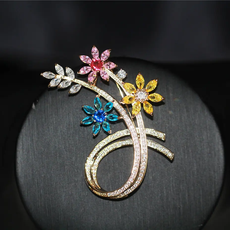 High-end Retro Inlaid Color Flower Brooch Women
