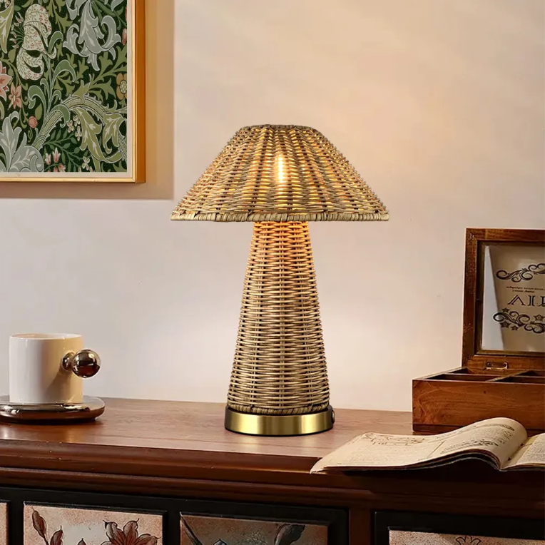 Alloy Desk Lamp
