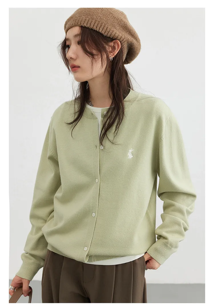 Autumn New Simple Solid Color Embroidered Knitted Cardigan Sweater - Green