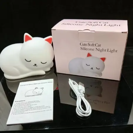 Sleepy Cat Sleeping With Sleeping Ambience Light Nursing Silicone Pat Induction Lamp
