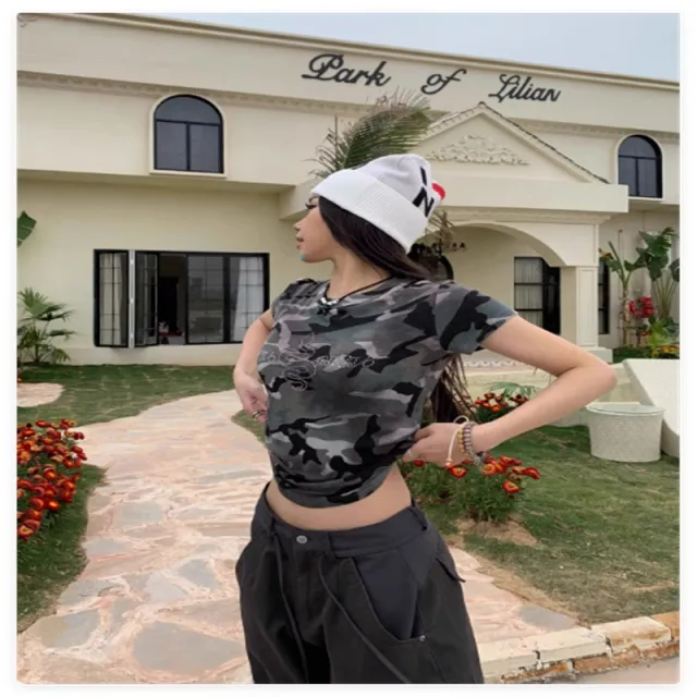 Retro Camouflage Printed Short Sleeved T shirt For Women Grey - Shop at LoveMi