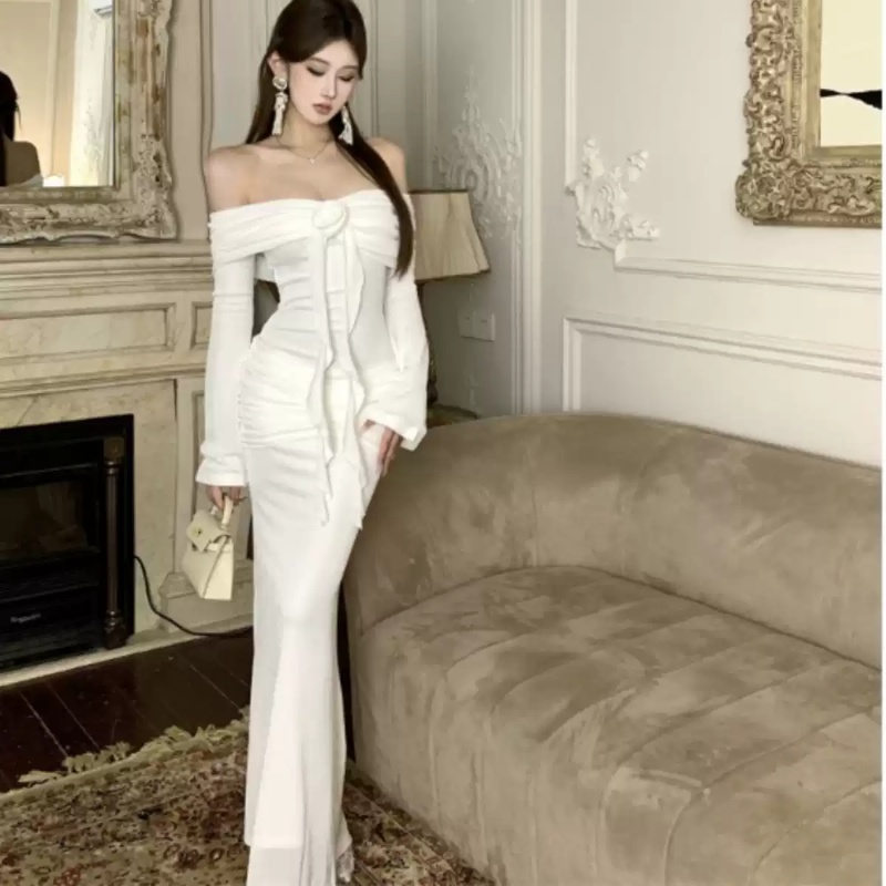 Off-shoulder Long Sleeve Slim Fit Slimming Sheath Dress